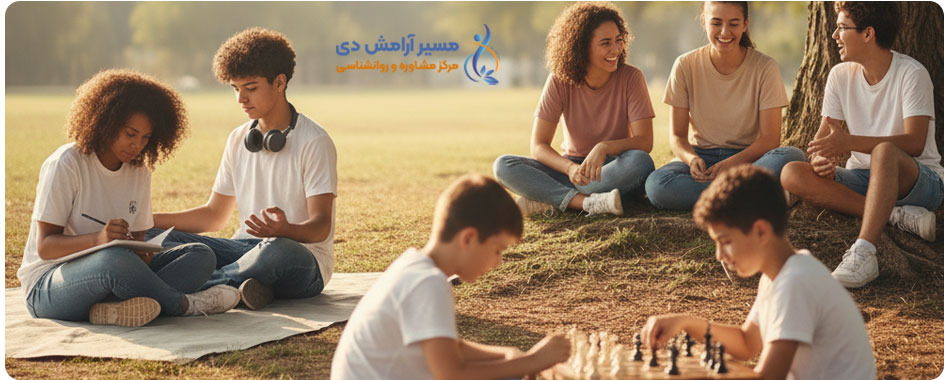 تصویری از نوجوانان در حال فعالیت‌های گروهی و فردی مانند مطالعه، ورزش و نقاشی.